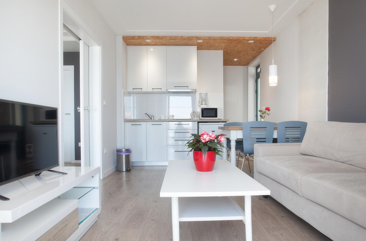 Apartments Juric Брела Екстериор снимка
