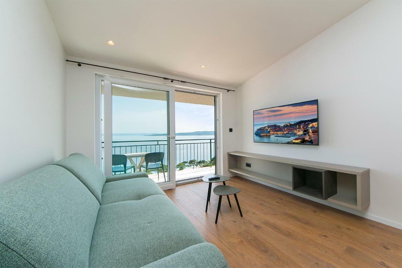 Apartments Juric Брела Екстериор снимка